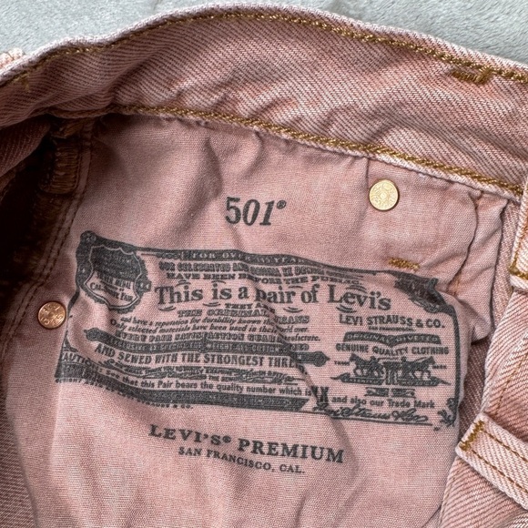 Levi’s Women’s 501 90s Light Pink Premium Button Fly Straight Jeans Size 0 - Picture 15 of 16